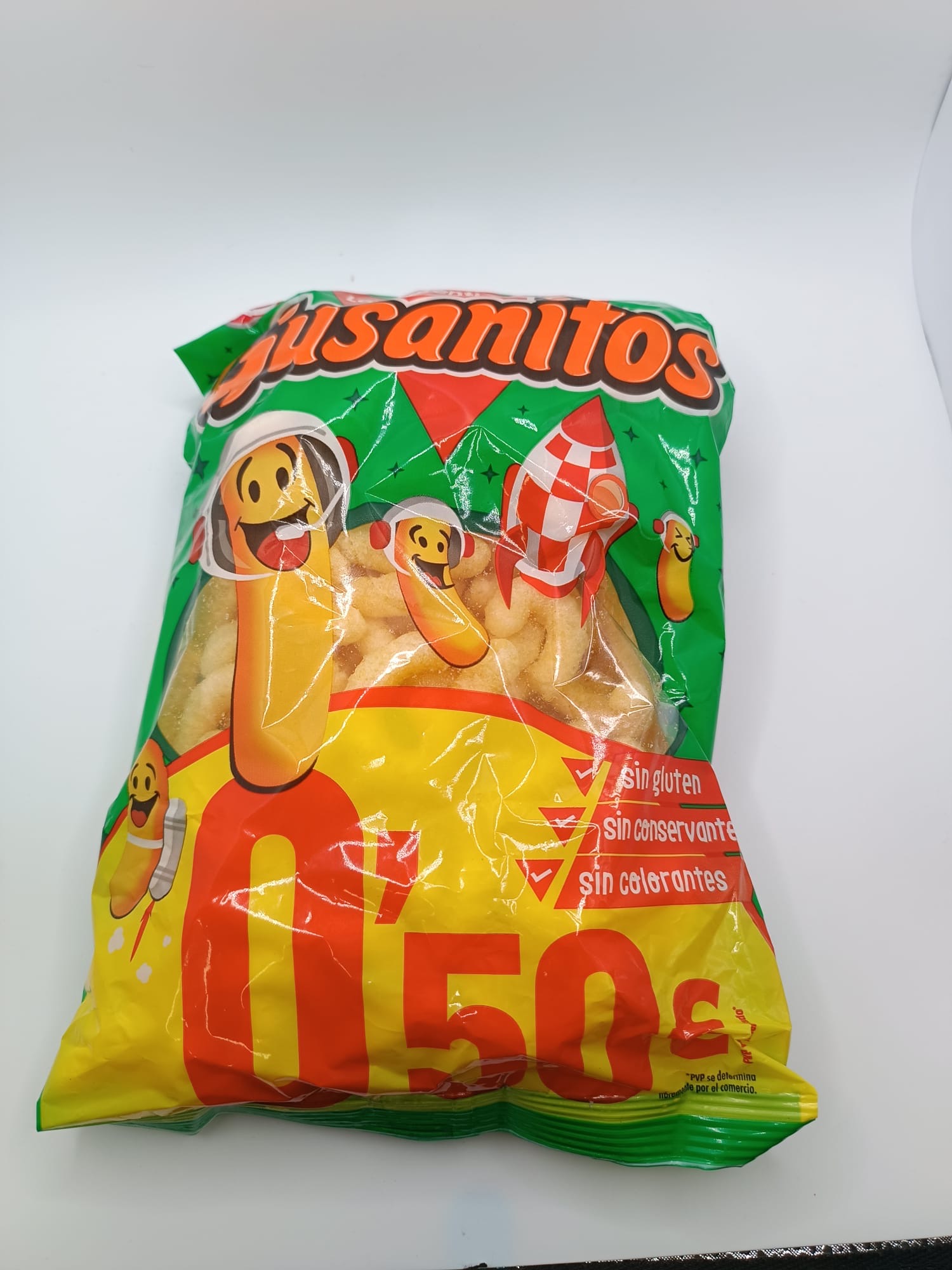 gusanitos.jpg Bolsa de Gusanitos incluida en el pack de aperitivos.