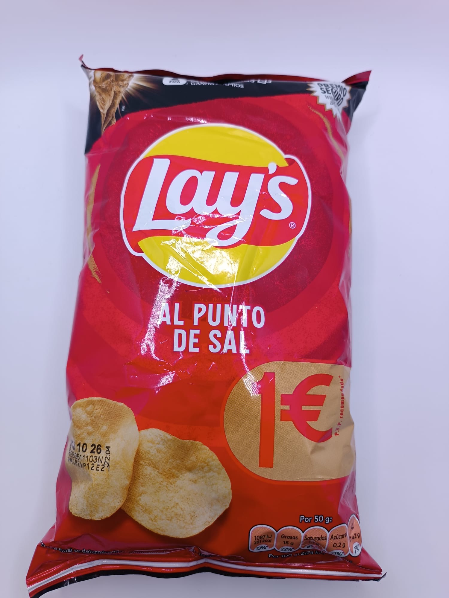 lays-al-punto-de-sal.jpg Bolsa de Lay's al Punto de Sal incluida en el pack de aperitivos.