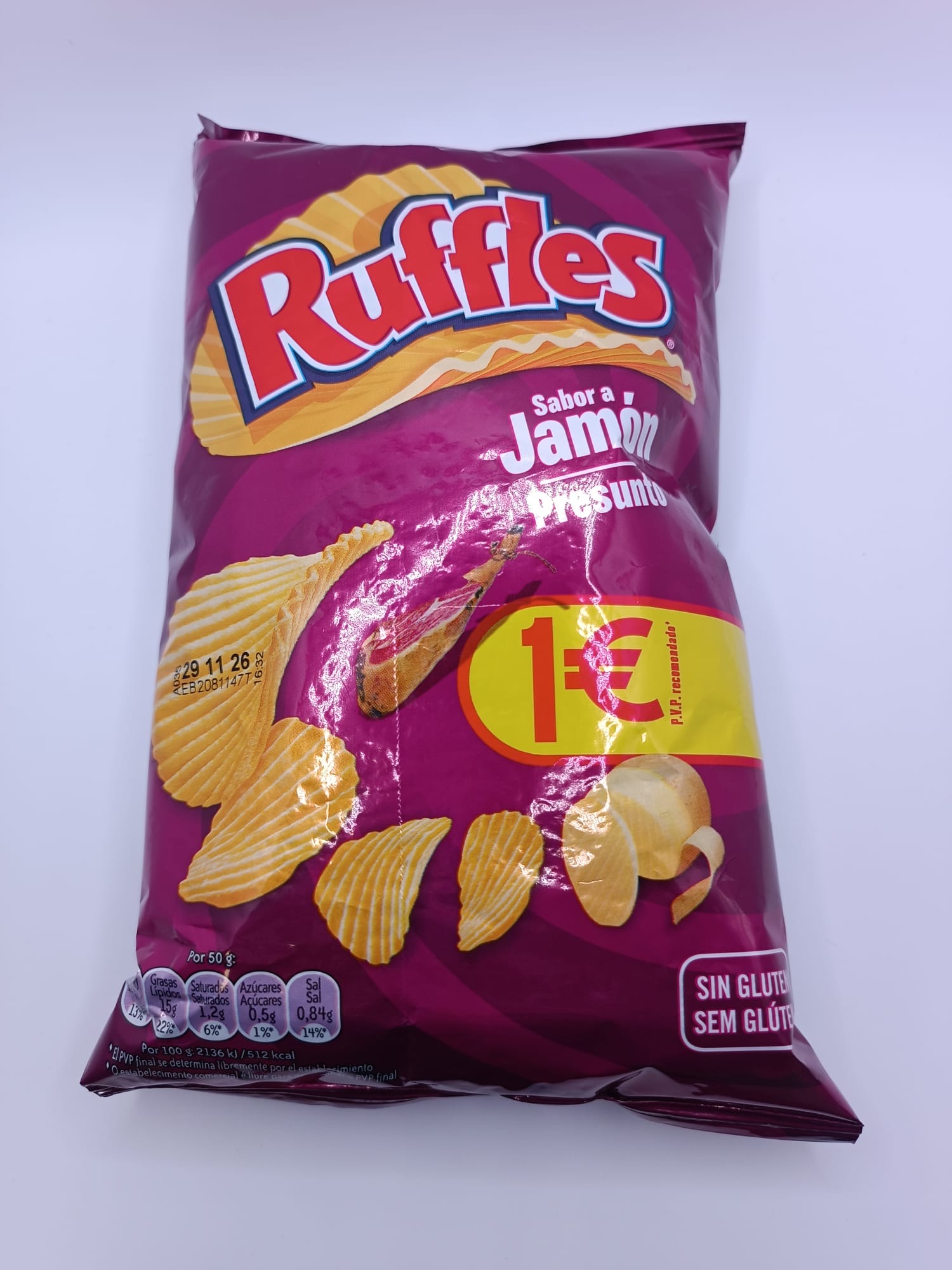 ruffles-sabor-jamon.jpg Patatas Ruffles sabor jamón incluidas en el pack.